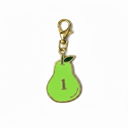 Gold cloisonne Singles and Pairs mahjong charm keepsake, designed by SoloMahj